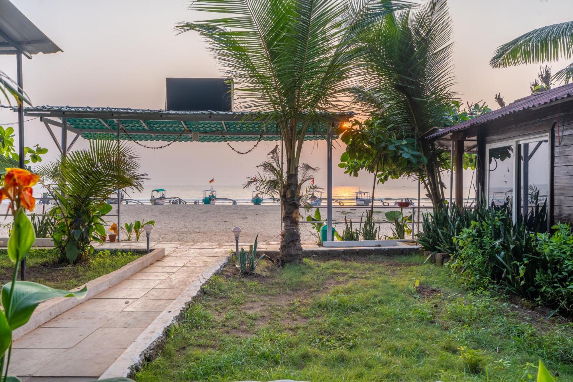 Sea Star Resort Agonda Ngoại thất bức ảnh